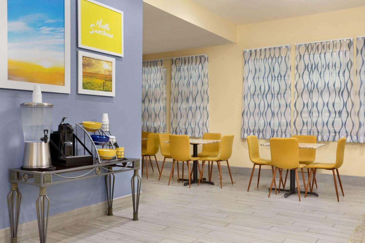 Days Inn & Suites By Wyndham Dfw Airport South-Euless Dış mekan fotoğraf