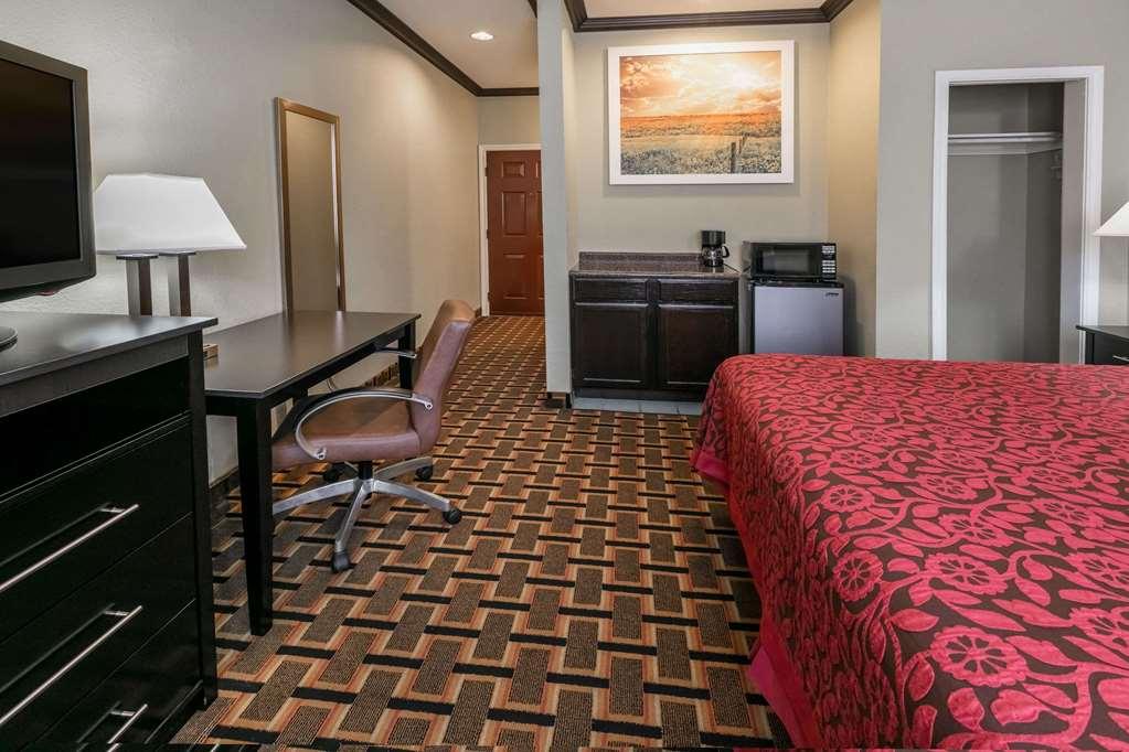 Days Inn & Suites By Wyndham Dfw Airport South-Euless Oda fotoğraf