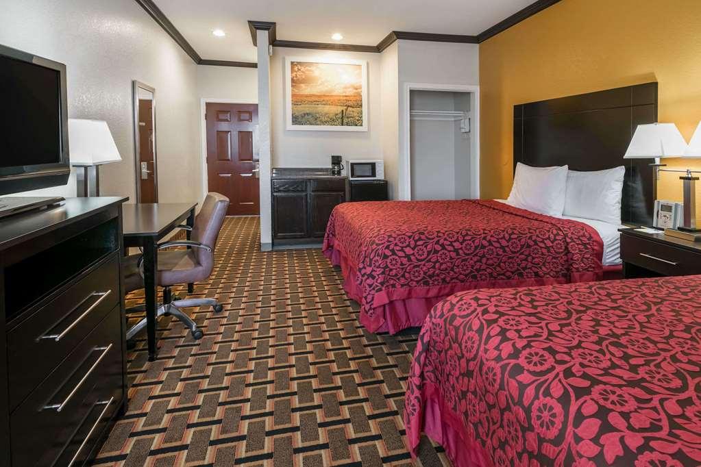 Days Inn & Suites By Wyndham Dfw Airport South-Euless Oda fotoğraf