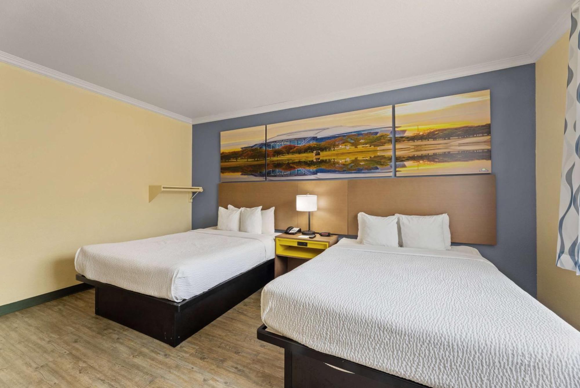 Days Inn & Suites By Wyndham Dfw Airport South-Euless Dış mekan fotoğraf