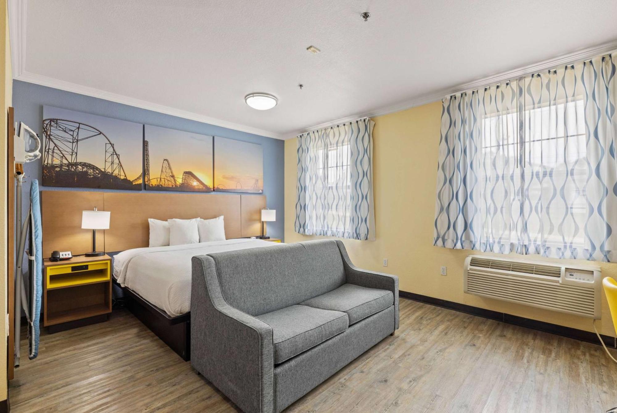 Days Inn & Suites By Wyndham Dfw Airport South-Euless Dış mekan fotoğraf