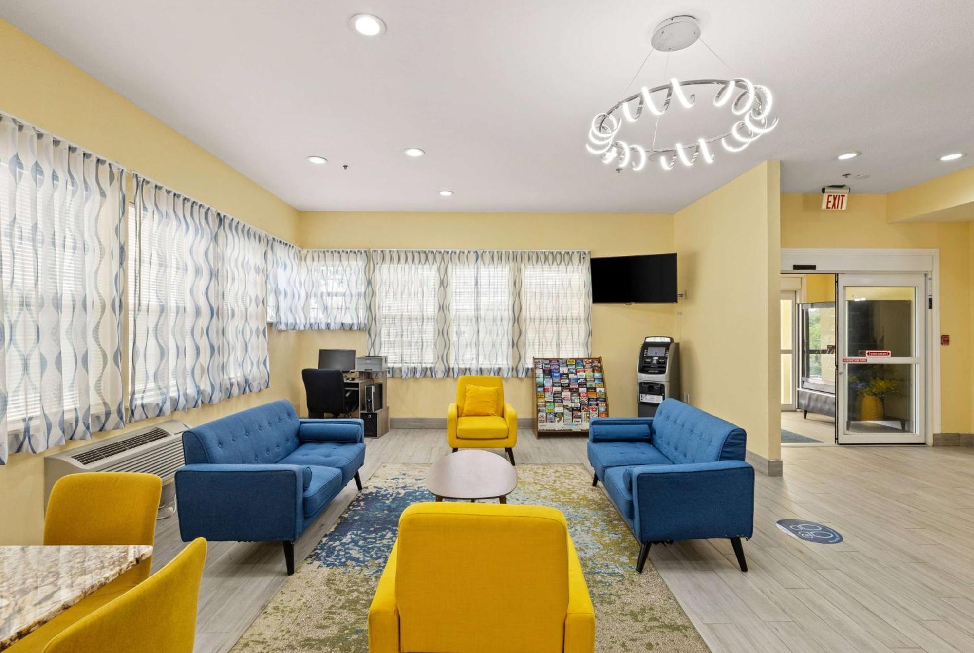 Days Inn & Suites By Wyndham Dfw Airport South-Euless Dış mekan fotoğraf