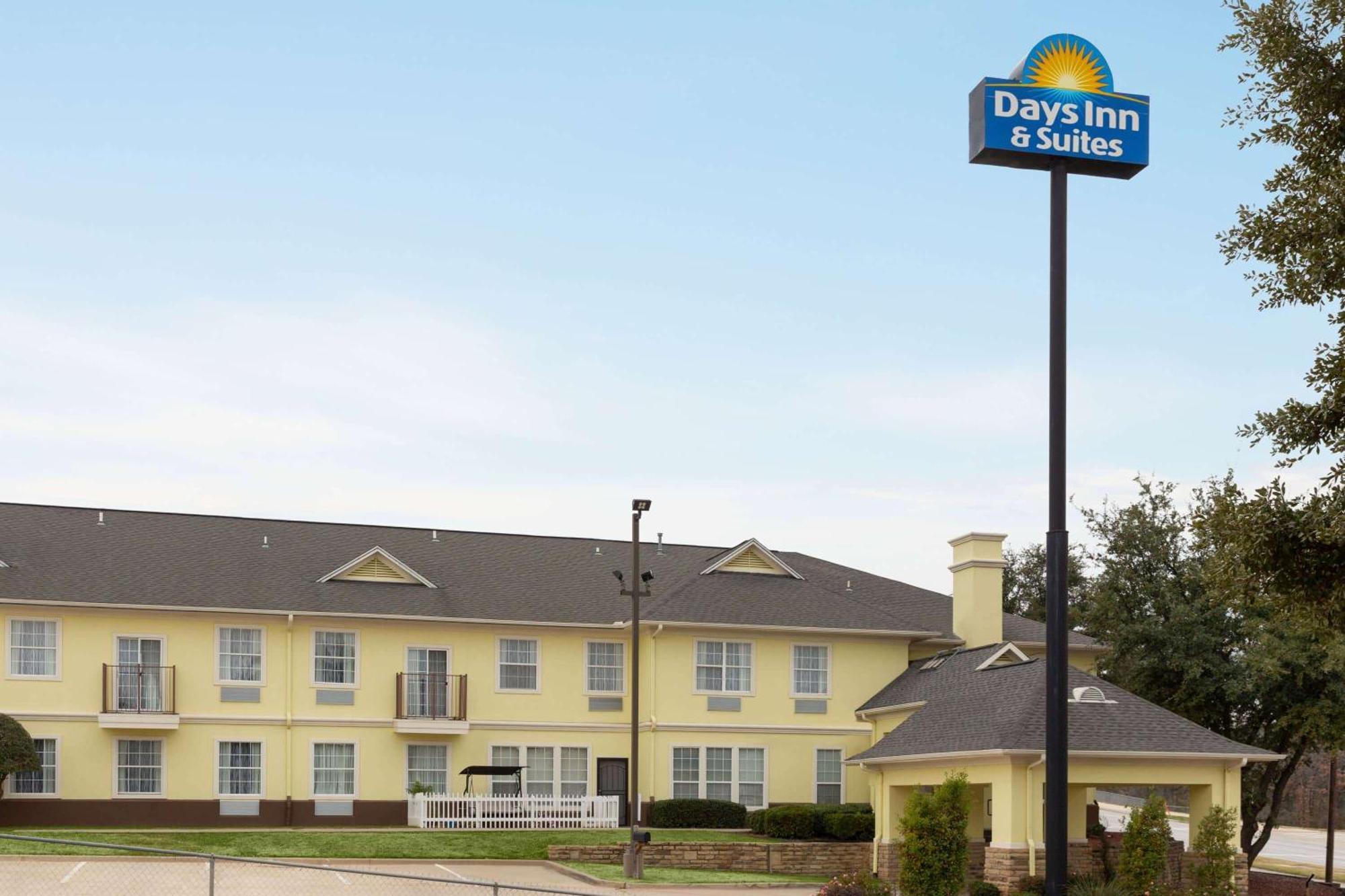 Days Inn & Suites By Wyndham Dfw Airport South-Euless Dış mekan fotoğraf
